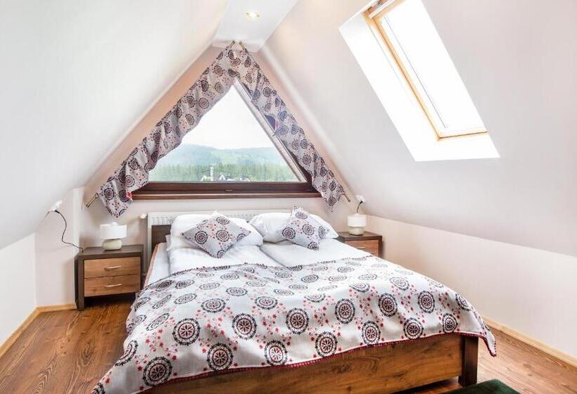 住宿加早餐  Folkowy Dworek Spa & Fun