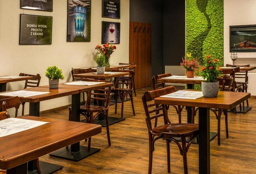 مبيت وإفطار Park Apartamenty Chrzanów