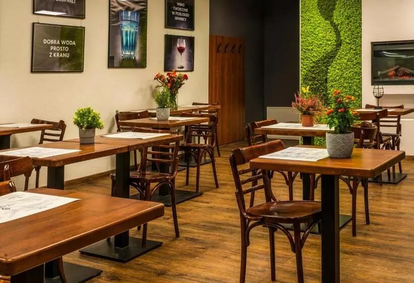 Aamiaismajoitus (B&B) Park Apartamenty Chrzanów