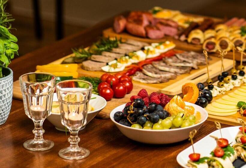 مبيت وإفطار Park Apartamenty Chrzanów