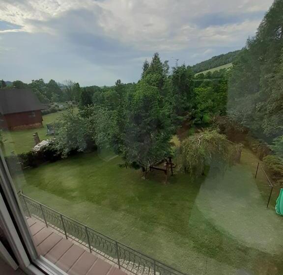 צימר Pod Akacjami