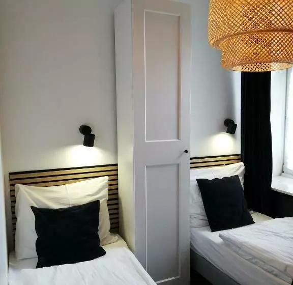 تختخواب و صبحانه Rooms By Apartamenty Lubartowska Street