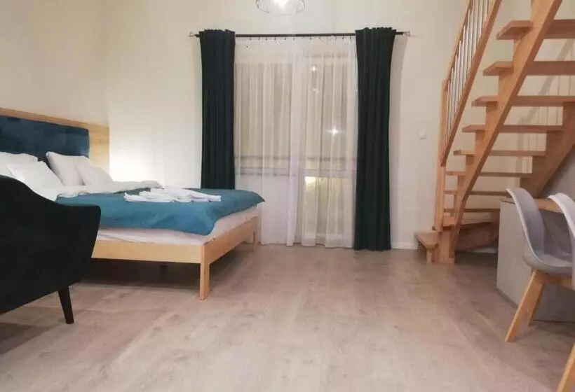 تختخواب و صبحانه U źródeł