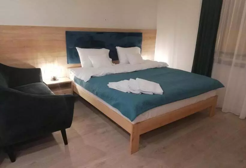 تختخواب و صبحانه U źródeł