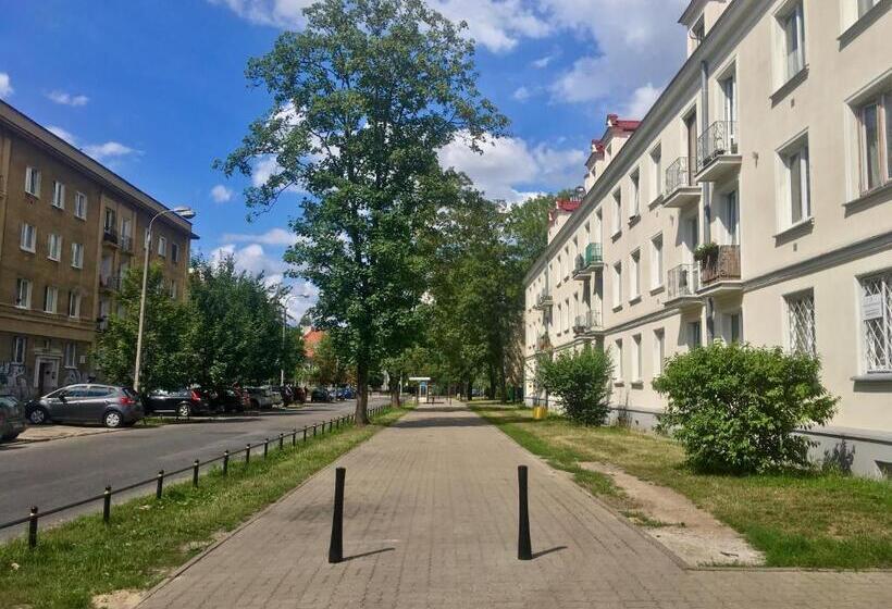 Aamiaismajoitus (B&B) Warszawa Stare Bielany