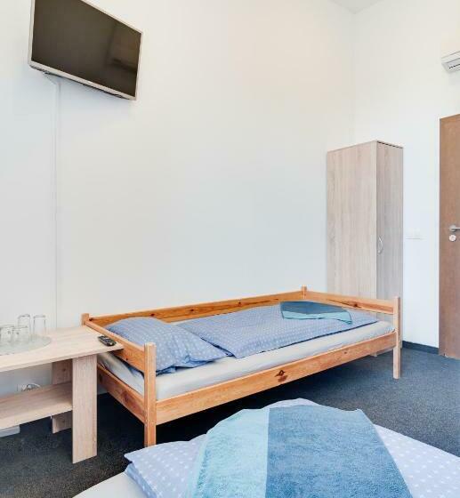 Hostel Opole Główne