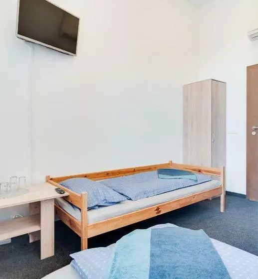 Hostel Opole Główne