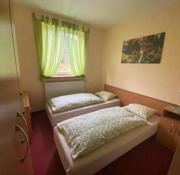 בית מלון כפרי Agroturystyka Kapellanka   Kraina Wygasłych Wulkanów