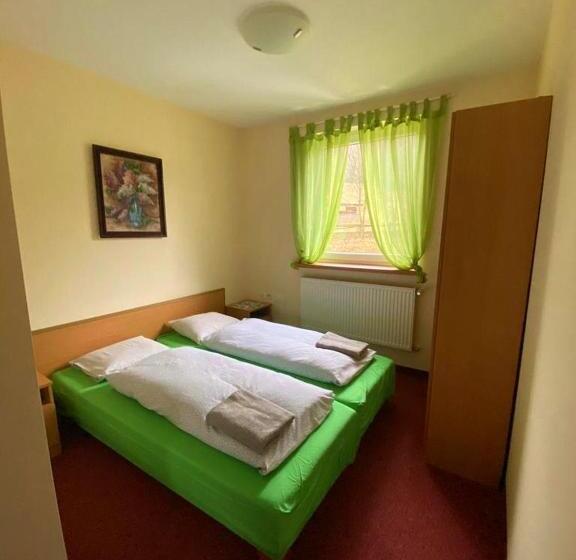 בית מלון כפרי Agroturystyka Kapellanka   Kraina Wygasłych Wulkanów