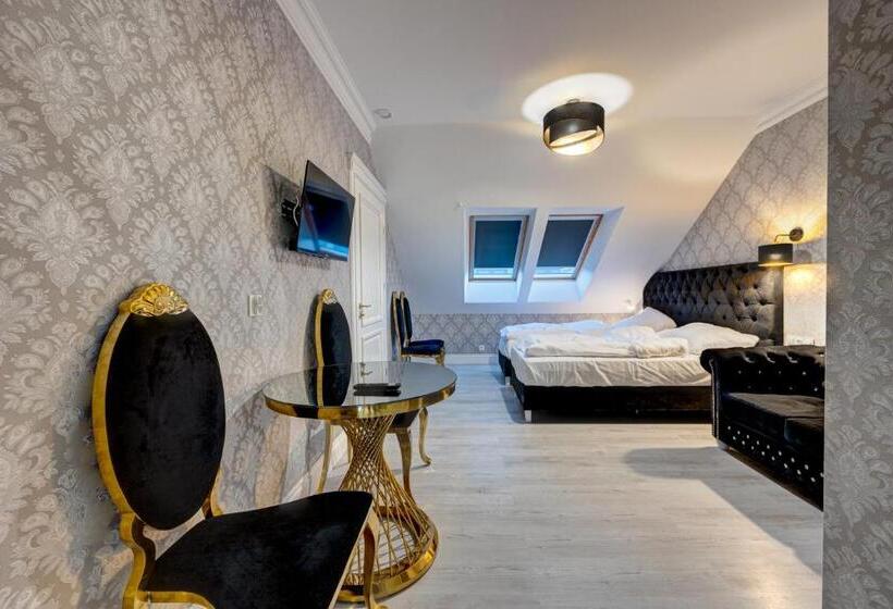 Hotell Dworek Kurowski