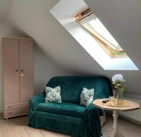 ペンション Apartamenty Zaczarowany Ogród