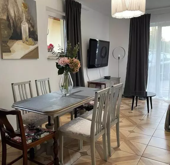 ペンション Apartamenty Zaczarowany Ogród