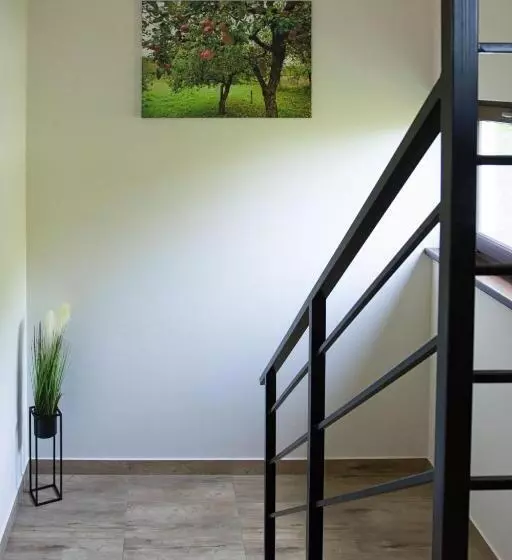 Majatalo Barwald Hills