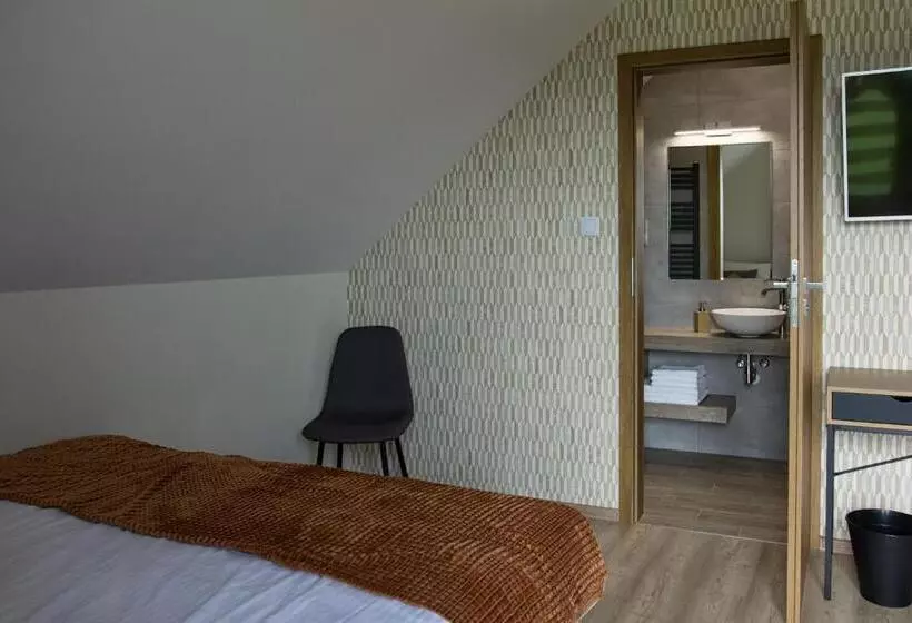 Majatalo Barwald Hills