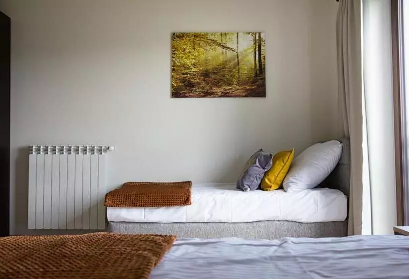 Majatalo Barwald Hills