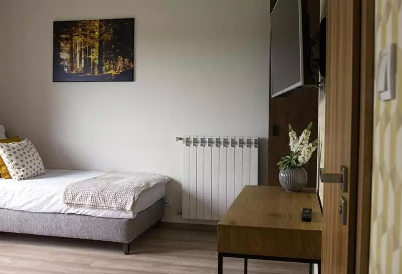 Majatalo Barwald Hills