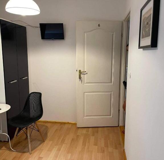 پانسیون Przystanek Gubałówka Guest House Zakopane