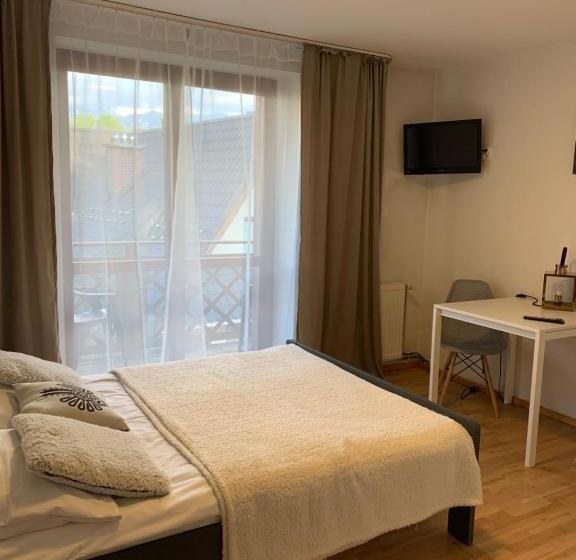 پانسیون Przystanek Gubałówka Guest House Zakopane