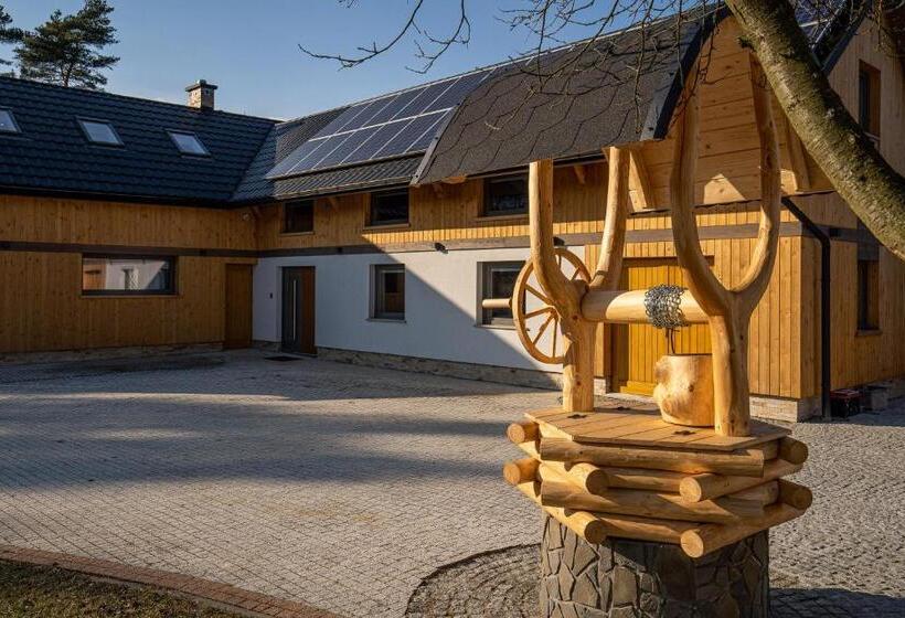 פנסיון Rezydencja Spisz Dom 12 Osób, Podgrzewany Basen, Sauna, Jacuzzi  Velo Czorsztyn, Niedzica