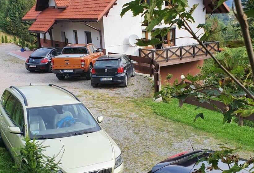 Pension (Hôtel basse catégorie) U Eli