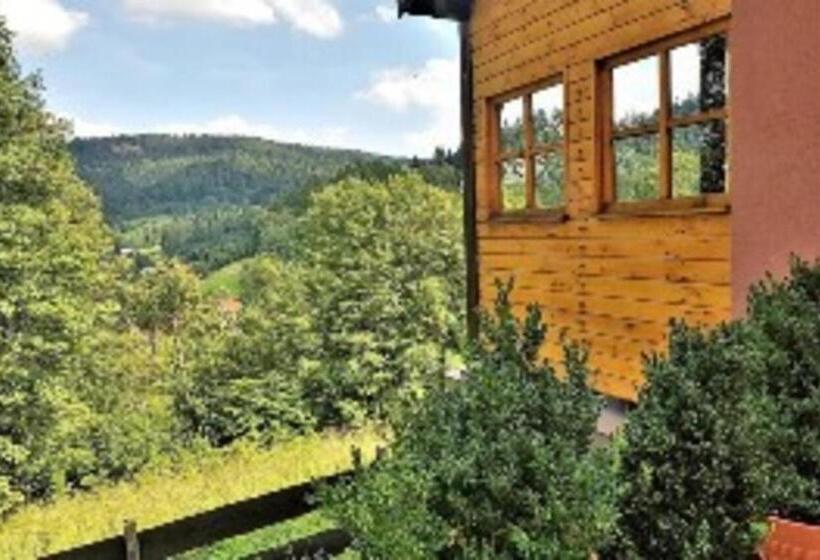 Pension (Hôtel basse catégorie) U Eli