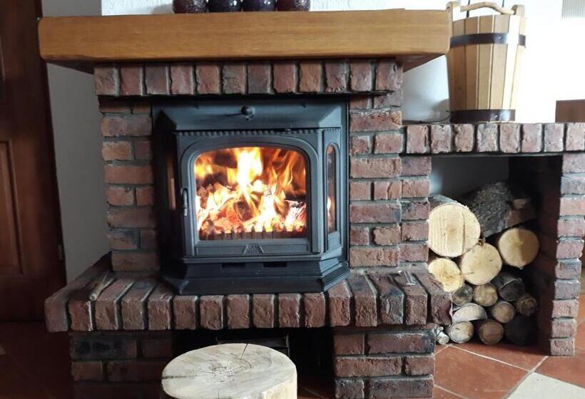 Pension (Hôtel basse catégorie) U Eli