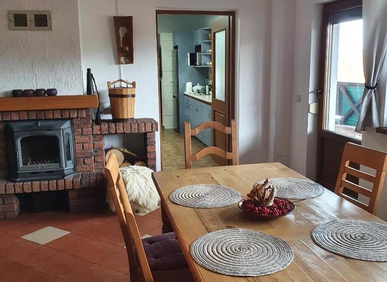 Pension (Hôtel basse catégorie) U Eli