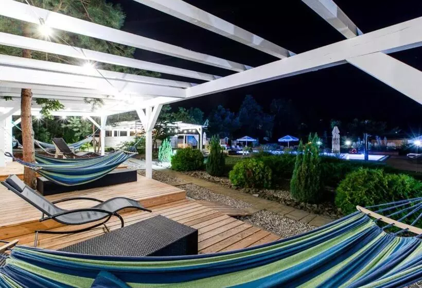 Lomakeskus Ośrodek Kolonijno Wczasowy Mewa   Przy Plaży Z Basenem Z Podgrzewaną Wodą I Mini Spa