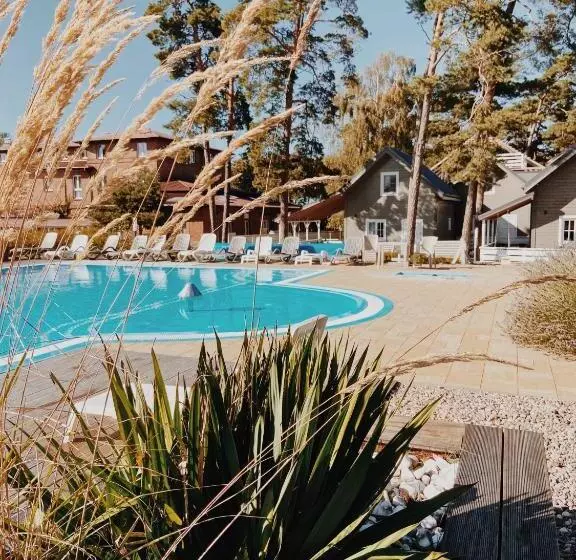 Lomakeskus Ośrodek Kolonijno Wczasowy Mewa   Przy Plaży Z Basenem Z Podgrzewaną Wodą I Mini Spa