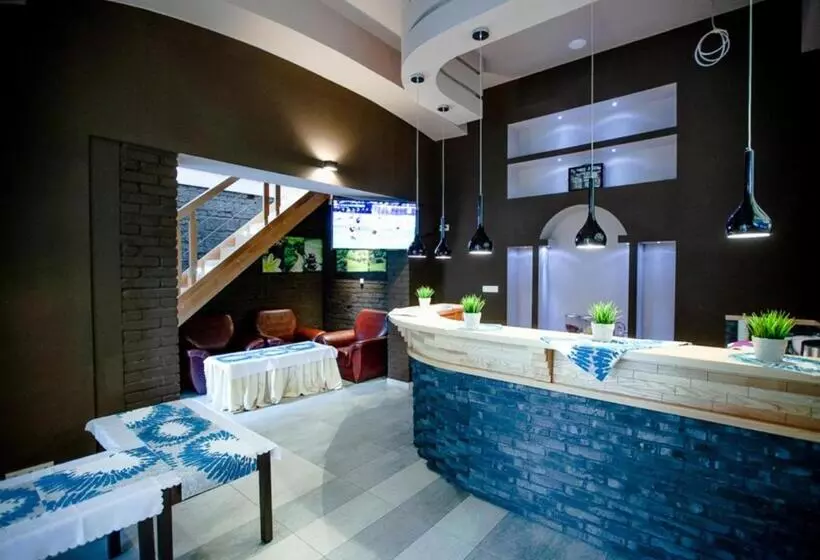 Lomakeskus Ośrodek Kolonijno Wczasowy Mewa   Przy Plaży Z Basenem Z Podgrzewaną Wodą I Mini Spa