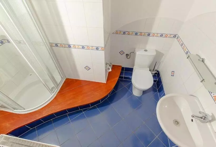 Lomakeskus Ośrodek Kolonijno Wczasowy Mewa   Przy Plaży Z Basenem Z Podgrzewaną Wodą I Mini Spa