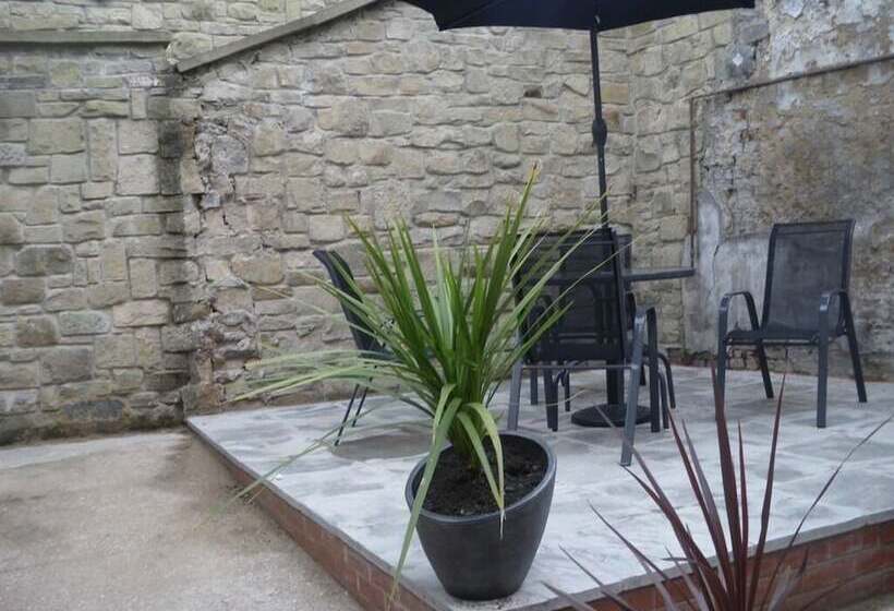 مبيت وإفطار Castle Gate