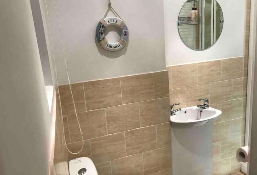 مبيت وإفطار Castle Gate