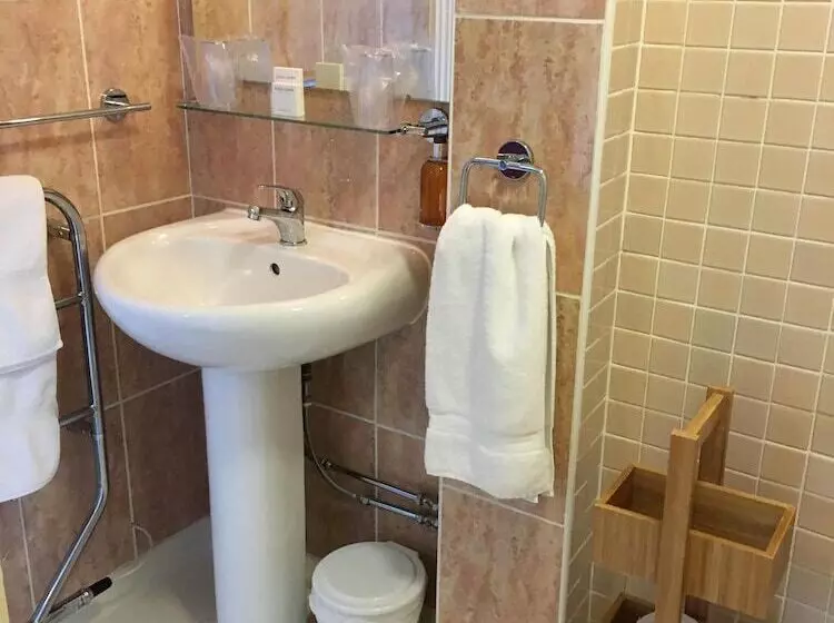 Nocleg ze śniadaniem The Clarence