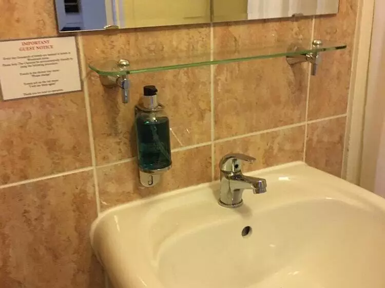 Nocleg ze śniadaniem The Clarence