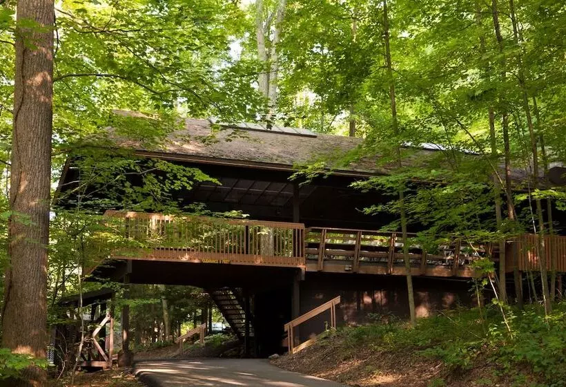 مبيت وإفطار The Inn At Honey Run