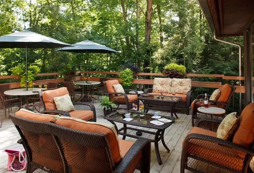 مبيت وإفطار The Inn At Honey Run