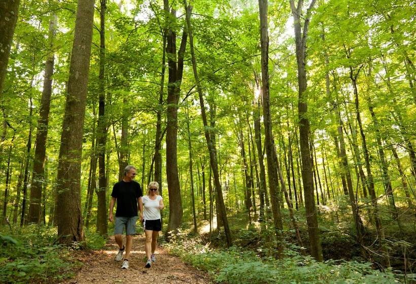 ベッドアンドブレックファースト The Inn At Honey Run