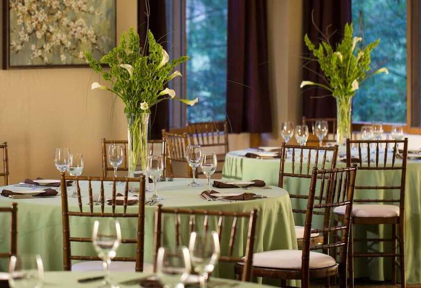 ベッドアンドブレックファースト The Inn At Honey Run