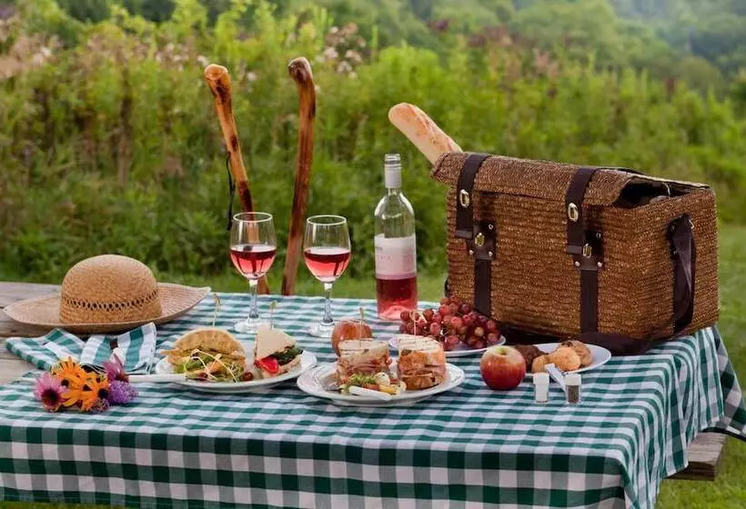 مبيت وإفطار The Inn At Honey Run