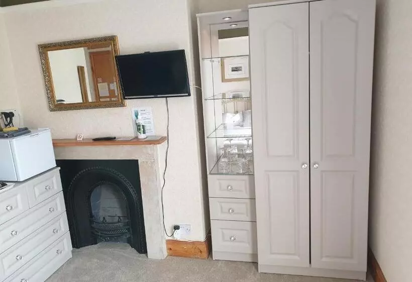 Bed and Breakfast The Pathways Guest House