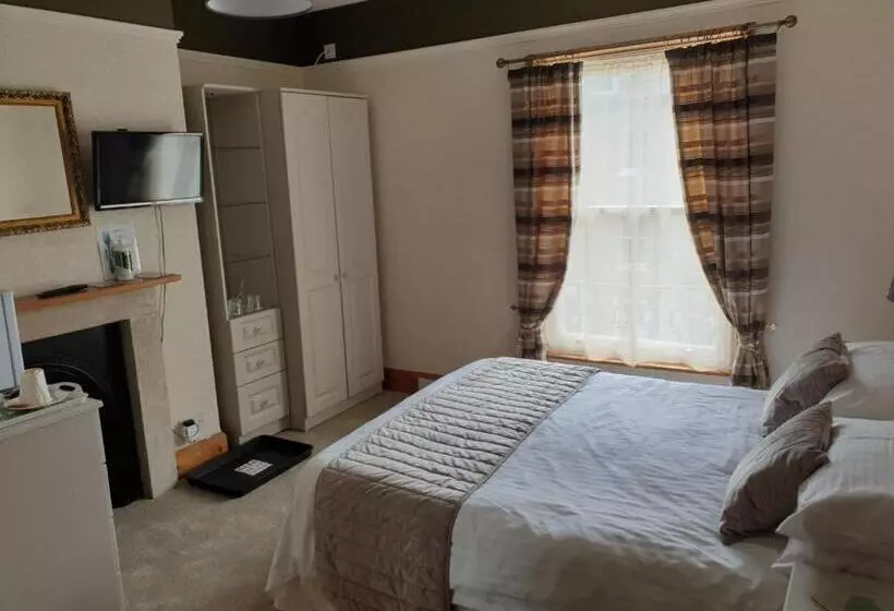 Bed and Breakfast The Pathways Guest House