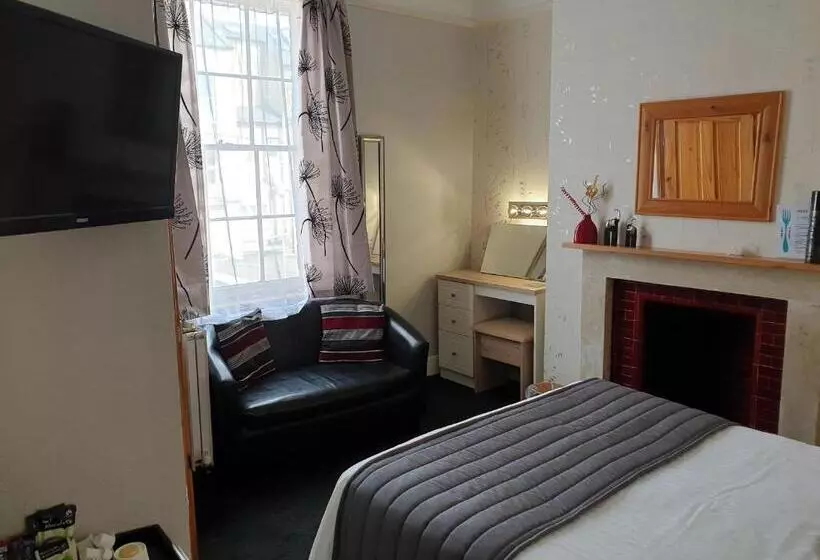 Bed and Breakfast The Pathways Guest House