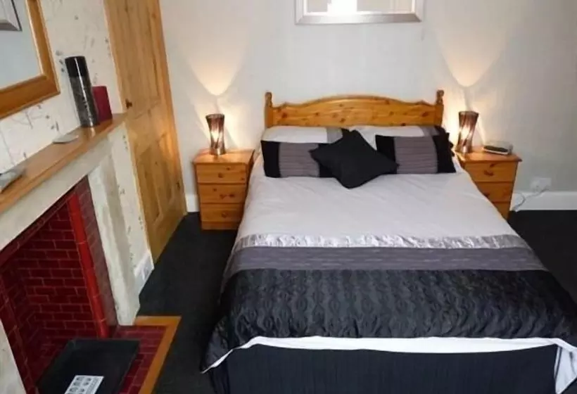 Bed and Breakfast The Pathways Guest House