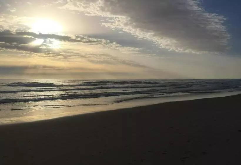 Emerald Sands Holiday Apartments