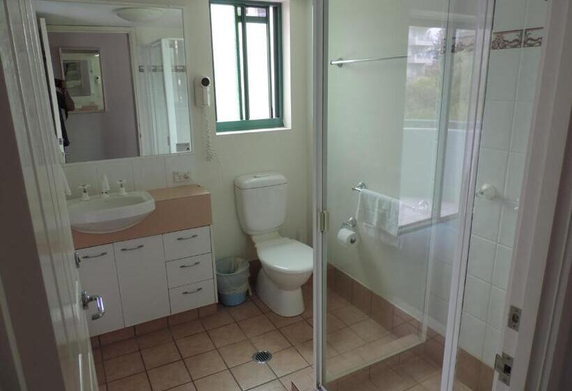 Emerald Sands Holiday Apartments