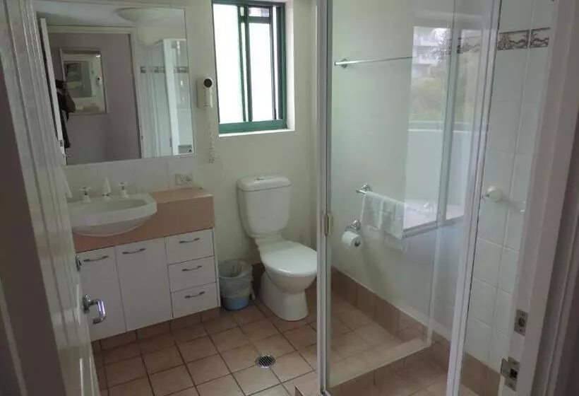 Emerald Sands Holiday Apartments