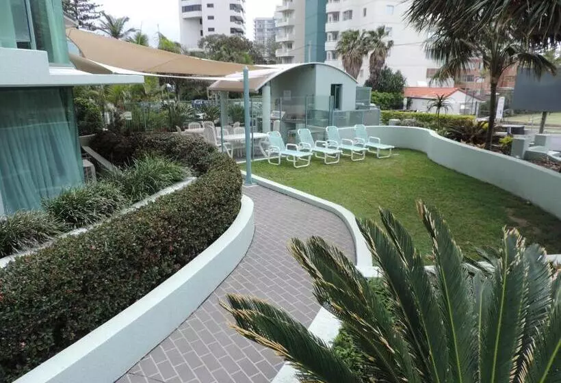 Emerald Sands Holiday Apartments