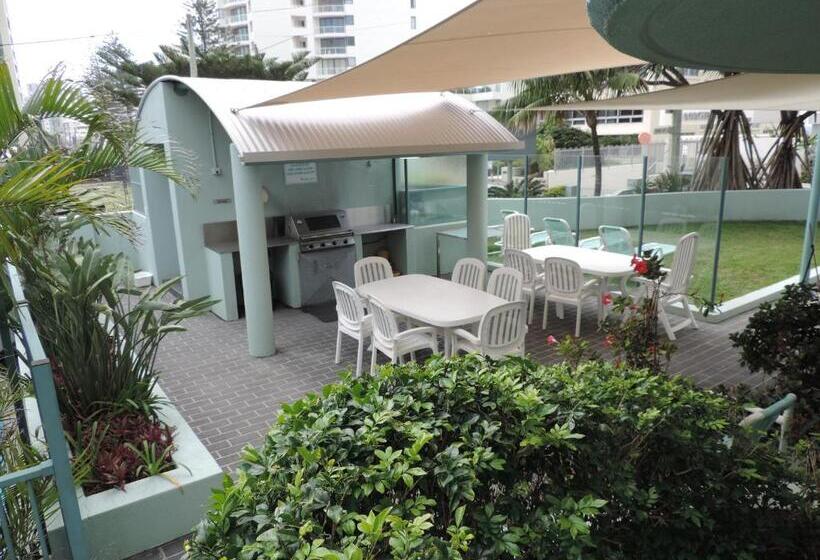 Emerald Sands Holiday Apartments