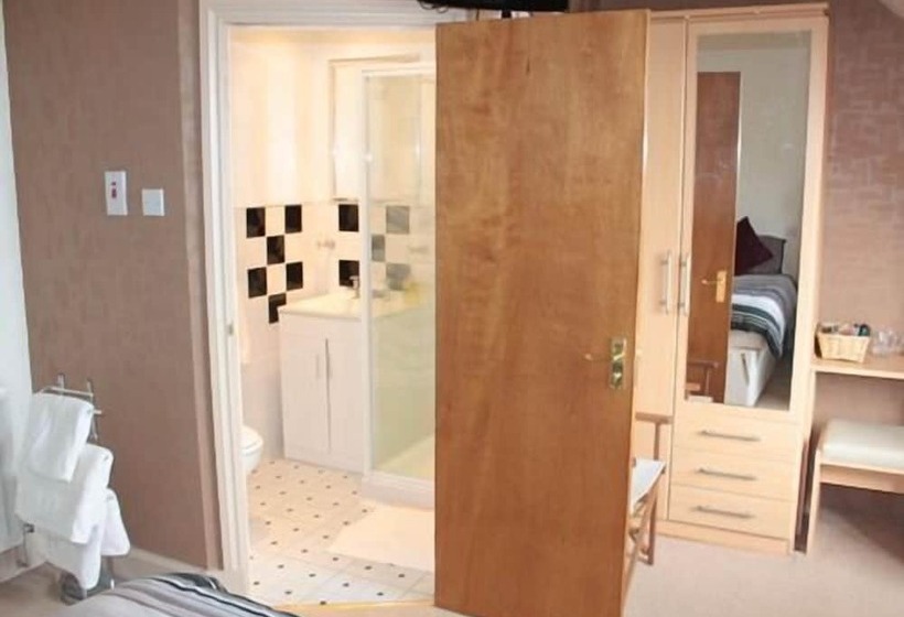 Harbour House Bed & Breakfast   Wick